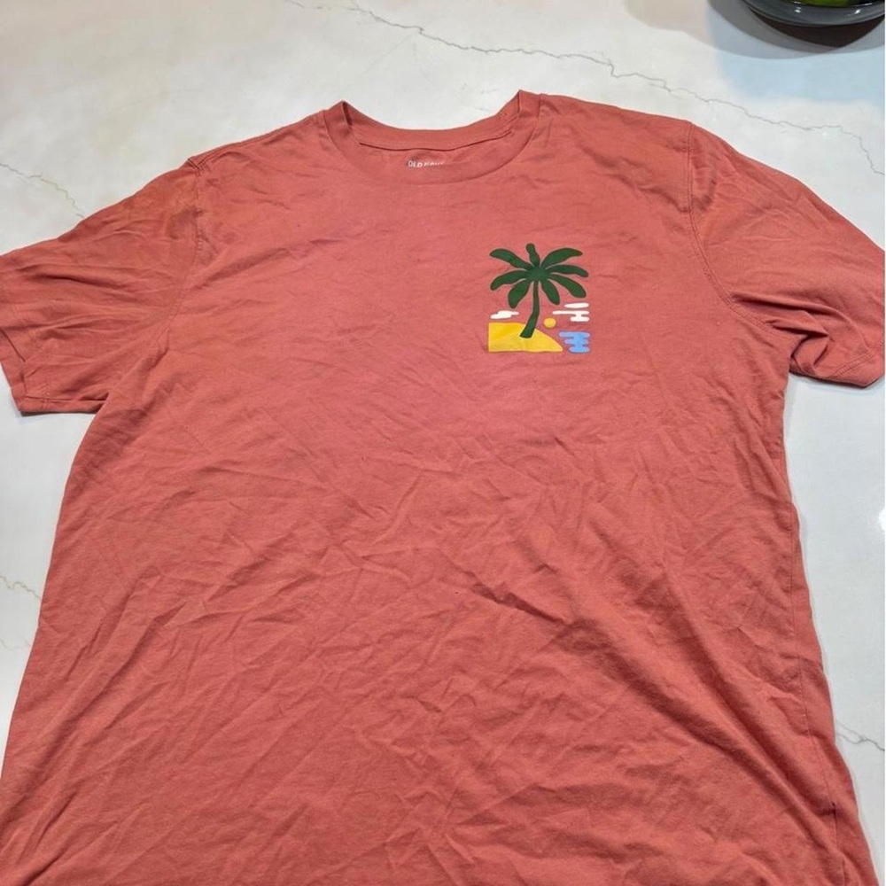 Old Navy Coral T-Shirt with Palm Tree Graphic
